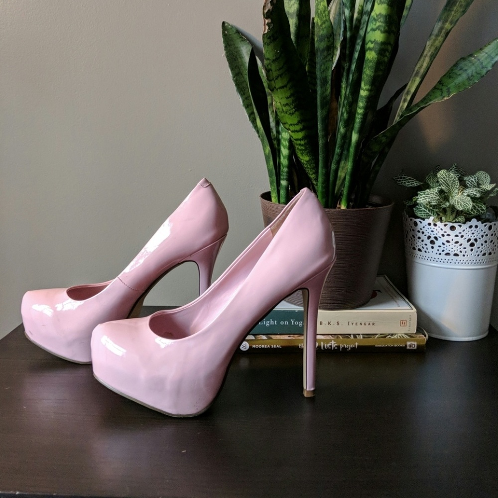 Steve Madden patent platform barbie heels
